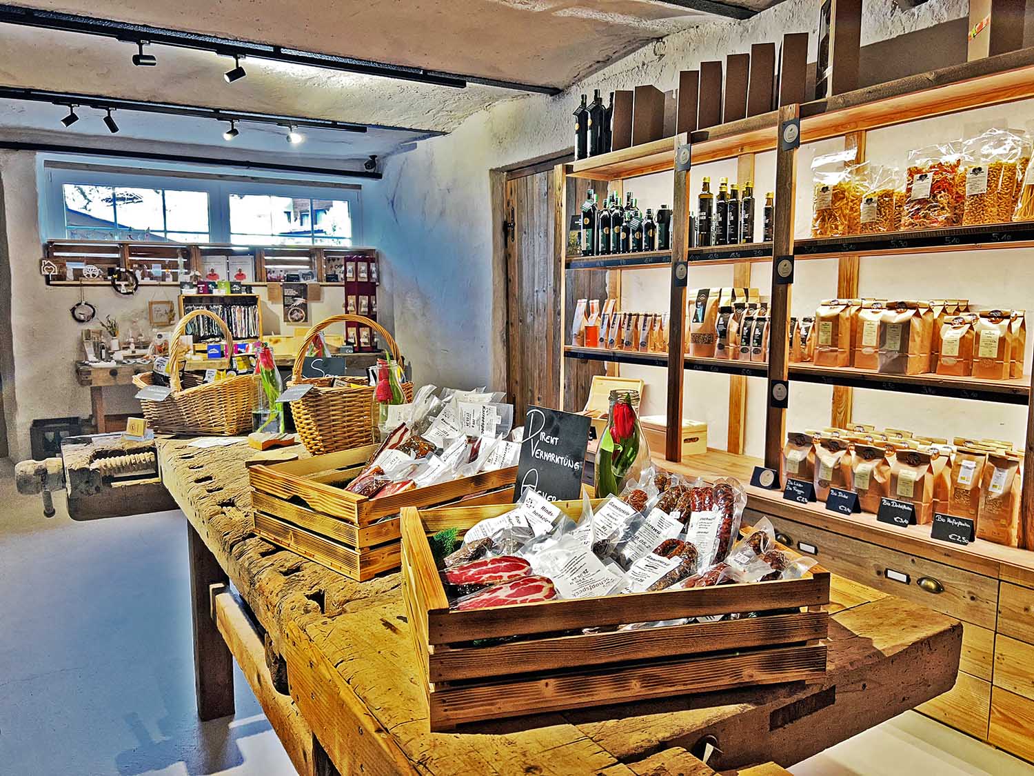 Erweiterter Hofladen